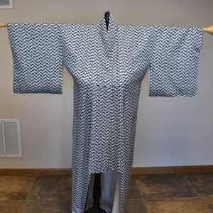 Vintage Blue Fan Silk Kimono
